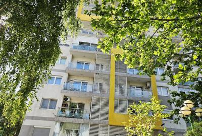 Garsonieră decomandată în Titan - 2