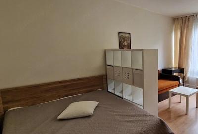 Garsonieră decomandată în Soarelui