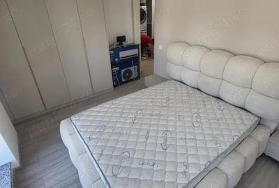 Casă cu 1 camere decomandat cu Canalizare în Central