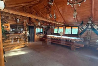 Cabana din lemn rotund, 2 camere, 140 mp, teren 2800 mp, Pal - 2