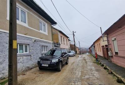 Casă cu 4 camere cu Teren 500 Mp în Muncitoresc - 4