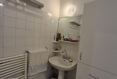 Apartament 2 camere, spatios, stare excelenta