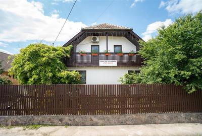Casă cu 5 camere cu Teren 1000 Mp în Sălard - 1