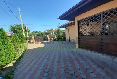 Casa solida la ?osea Voinesti, Ia?i | 3 camere | 684 mp teren | gaz, - 15