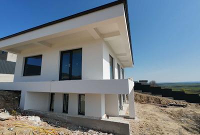 Casă cu 3 camere în Moara - 5