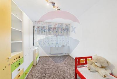 Apartament cu 3 camere decomandat, mobilat în Basarabia - 4