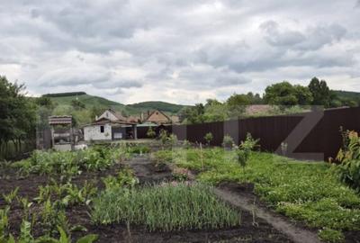 Casa noua cu 4 camere de vanzare in Ernei, 14 ari teren! - 16