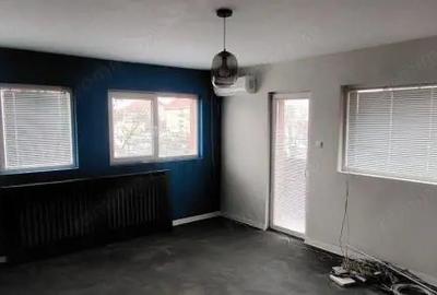 Casă cu 8 camere în Drumul Taberei - 10