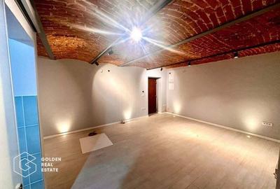Oportunitate!Spatiu comercial 3 camere+apartament 2 camere la etaj,zona centrala - 4