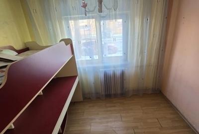 Apartament cu 3 camere decomandat în Dacia - 2