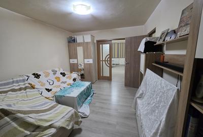 Apartament cu 4 camere decomandat, mobilat în Titan - 3