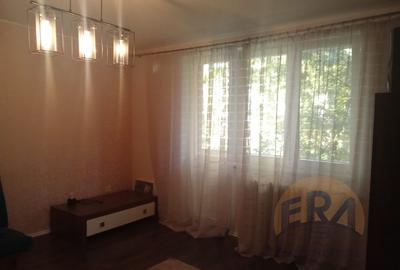 Apartament 4 camere,Bloc reabilitat ,Decebal, Str. Splaiul Crisanei - 6