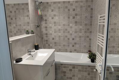 Apartament cu 3 camere semidecomandat, mobilat în Micro 16 - 11