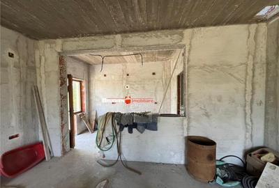 Casa de in zona centrala din Petreu - 16