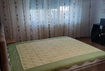 Garsonieră decomandată în - 2