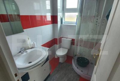 Casă cu 4 camere cu Teren 1500 Mp în Central