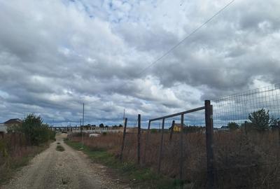 Teren Construcții intravilan de 550 mp, în Est