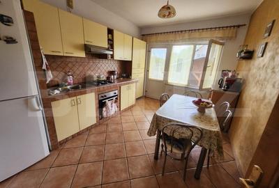 Casa individuala cu 5 camere,200 mp utili,zona centrala Aiud - 11