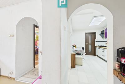 Apartament cu 3 camere decomandat în Aradul Nou - 3