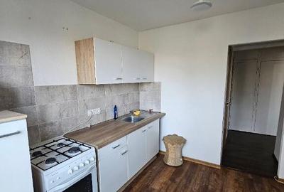 Aparatment cu 2 camere in zona Planete , strada Apollo - 3