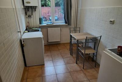 Apartament cu 2 camere decomandat în Central - 2
