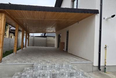 Casă cu 4 camere cu Teren 500 Mp în Central - 2