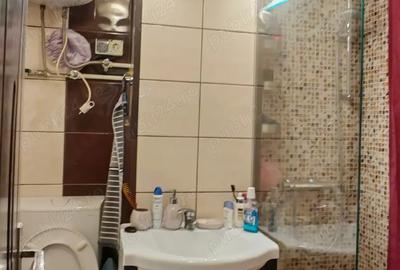 Apartament cu 4 camere semidecomandat în Rahova - 7