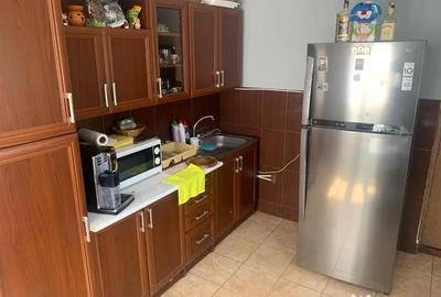 Casă cu 7 camere cu Teren 2800 Mp în Dudești - 2