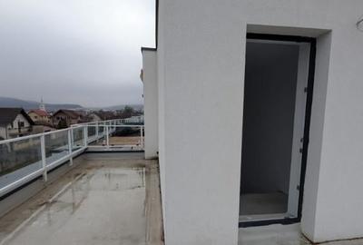 Casă cu 3 camere cu Teren 118 Mp în Florești