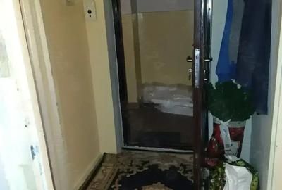 De vanzare apart cu o camera, 40 mp, Pct Cardinale et 4, cu centrala si aer conditionat 80000 euro - 4