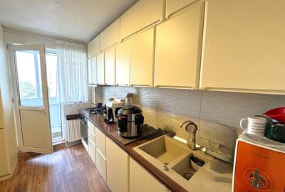 Apartament spatios 4 camere decomandate, etaj 7 din 10, Micro 18 Apartament spatios 4 camere decomandate, etaj 7 din 10, Micro 18 - 4