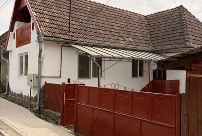 Casă cu 3 camere în Boiu - 8