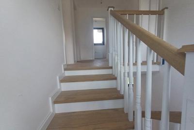 Casă individuală cu 4 camere cu Canalizare în Miroslava - 6