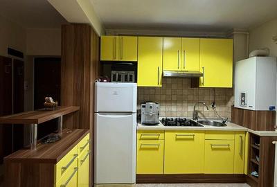 Apartament cu 2 camere decomandat în Plopilor