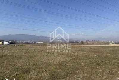 Teren de 2748 mp, în Central