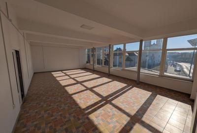 Apartament cu 2 camere decomandat în Central - 1