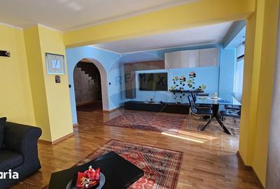 Casă cu 8 camere cu Teren 811 Mp în Obcini - 13