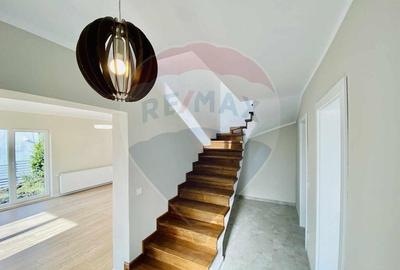 Casa de vanzare! - 10