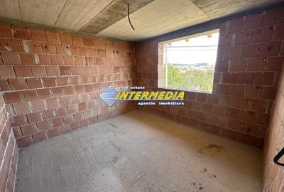 Casă individuală cu 4 camere cu Teren 900 Mp în Micești - 7