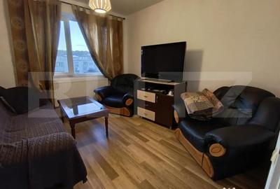 Apartament cu 4 camere decomandat în Central - 1