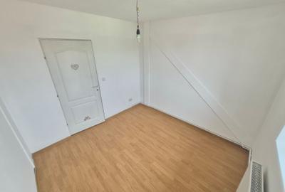 Apartament cu 3 camere decomandat în Spitalul Județean - 7