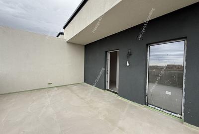 Duplex cu 4 camere cu Canalizare în Giarmata - 3