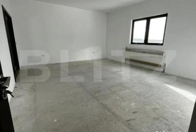 Casă cu 7 camere cu Teren 500 Mp în Micro 11 - 7