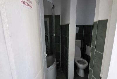 Spațiu comercial, de 150 mp, în Central - 3