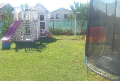 Casă cu 4 camere în Moșnița Nouă