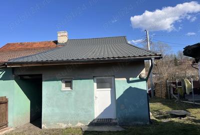 Casă cu 2 camere cu Teren 400 Mp în Central - 2