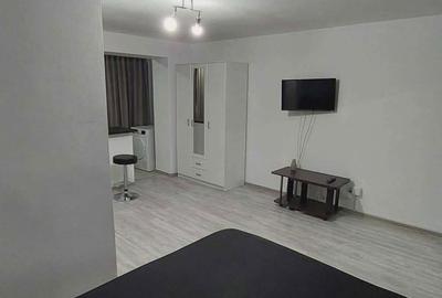 Garsonieră semidecomandată în Craiovei - 2