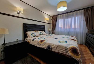 Apartament cu 4 camere, mobilat în Central - 1