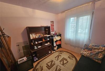 Garsonieră decomandată în Central - 4