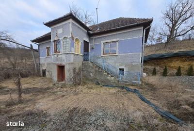 Casă cu 2 camere cu Teren 2900 Mp în Sânpaul - 1